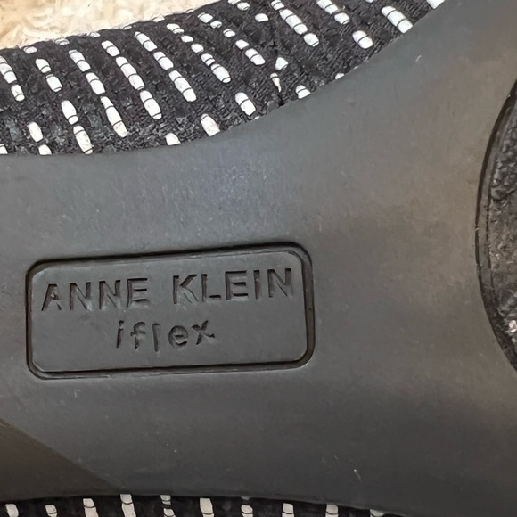 Ann Klein flex pointed heels size 7.5‘M - Picture 7 of 8